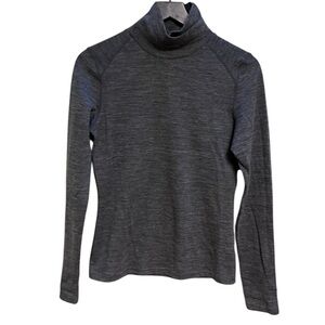 Woolskins grey turtleneck merino wool top size medium